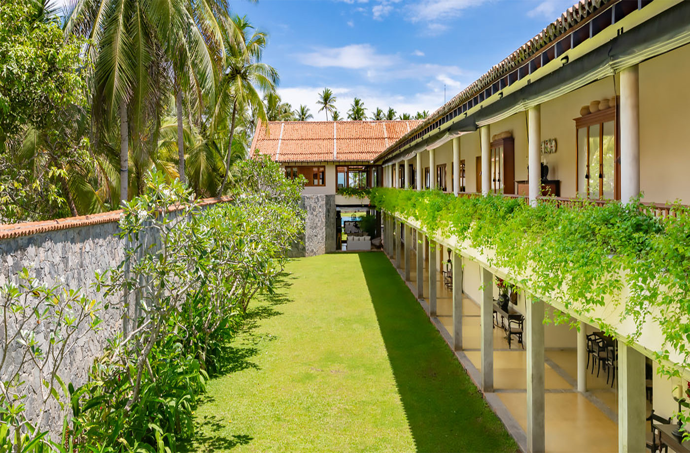 THE LONG HOUSE - BENTOTA